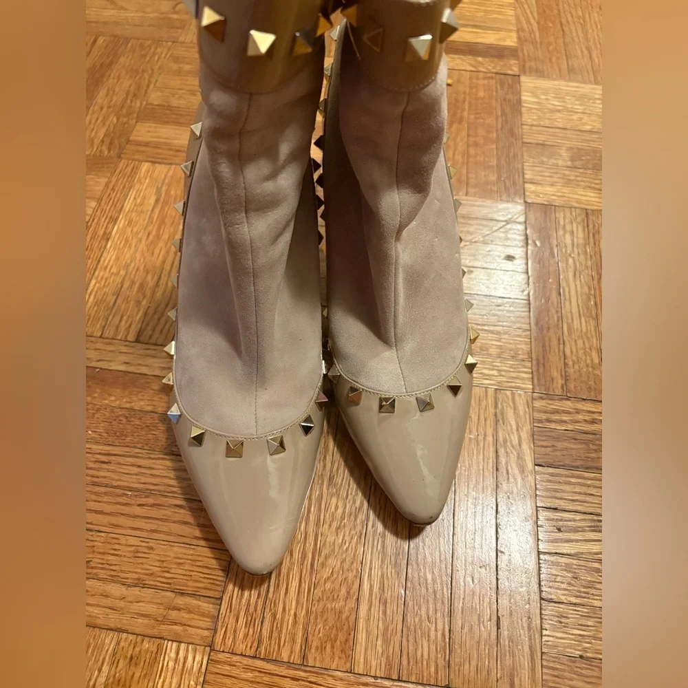 VALENTINO Garavani rockstud booties 38.5 preowned with box size 8.5 US - Picture 12 of 16